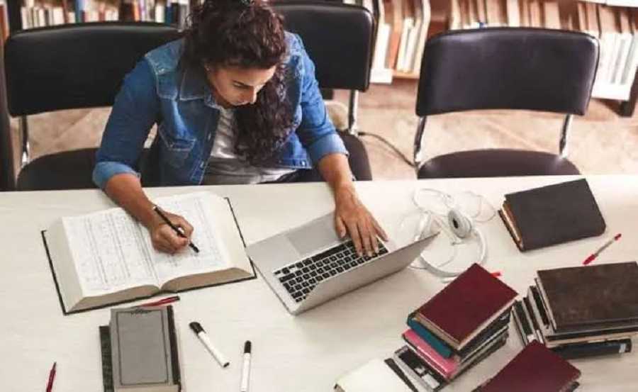 پیش بینی ثبت نام