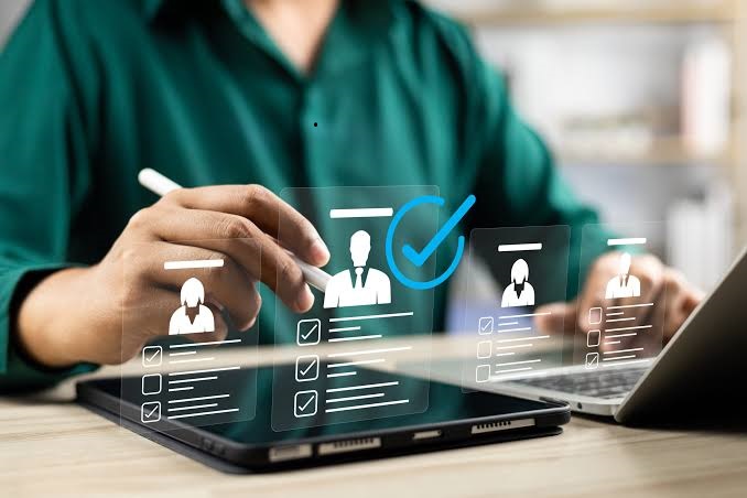 نرم افزار مدیریت در آموزشگاه زبان